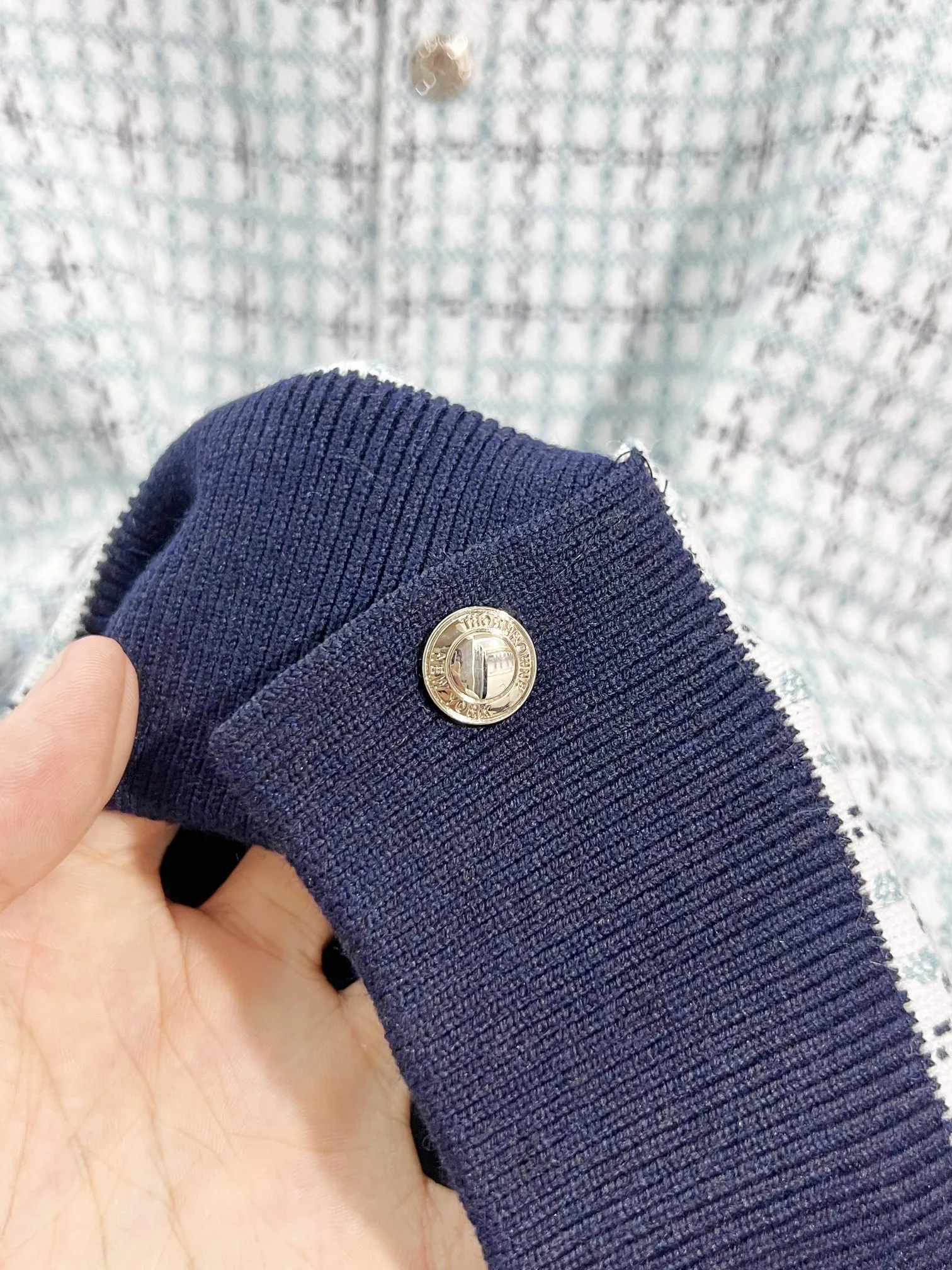 Thom Browne ➡️ TBClassic Classic Quality⚠️ ， ， ， ， ❗️❗️ ， ！ TBSeries ， ， ！ :Gray.Light Green . Size:M L XL XXL
